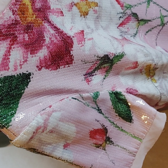 TED BAKER FAWN FLORAL IGUAZU SHORT SLEEVE SEQUIN TOP - Picture 2 of 13